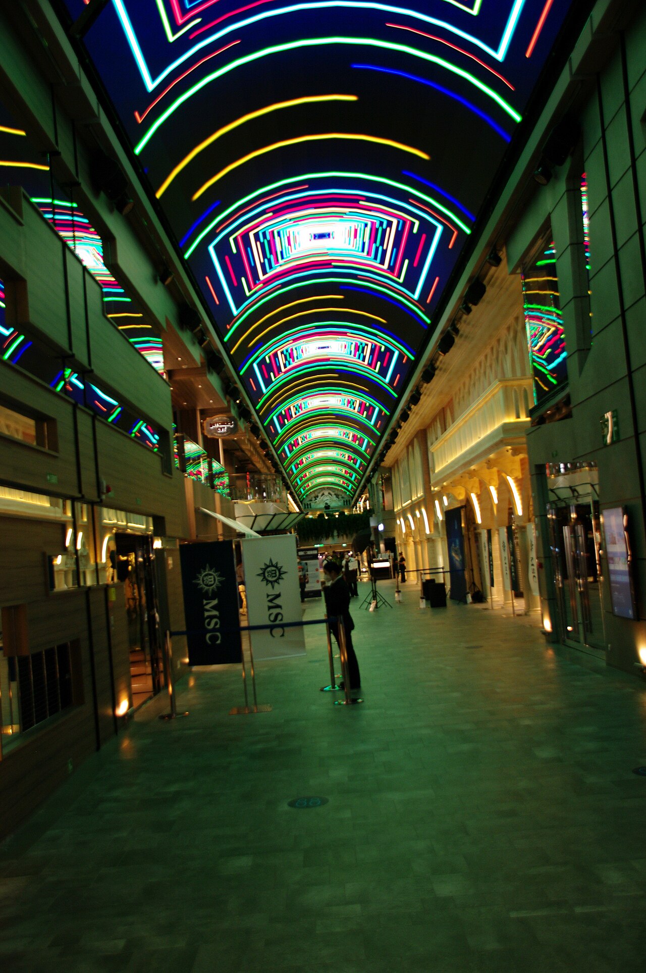 Galleria Grandiosa — рестораны и бары